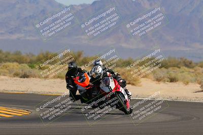 media/Oct-08-2022-SoCal Trackdays (Sat) [[1fc3beec89]]/Turn 16 (125pm)/